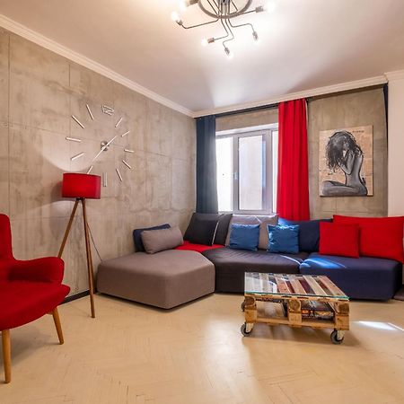 Modern , Spacious 2Br Apartment In Top Center Sofia Exterior photo